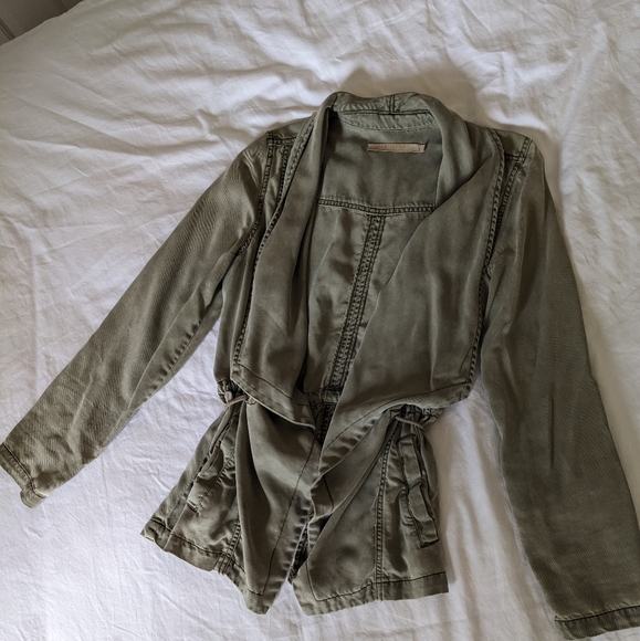 Max Jeans Light Green Jacket - Picture 4 of 9